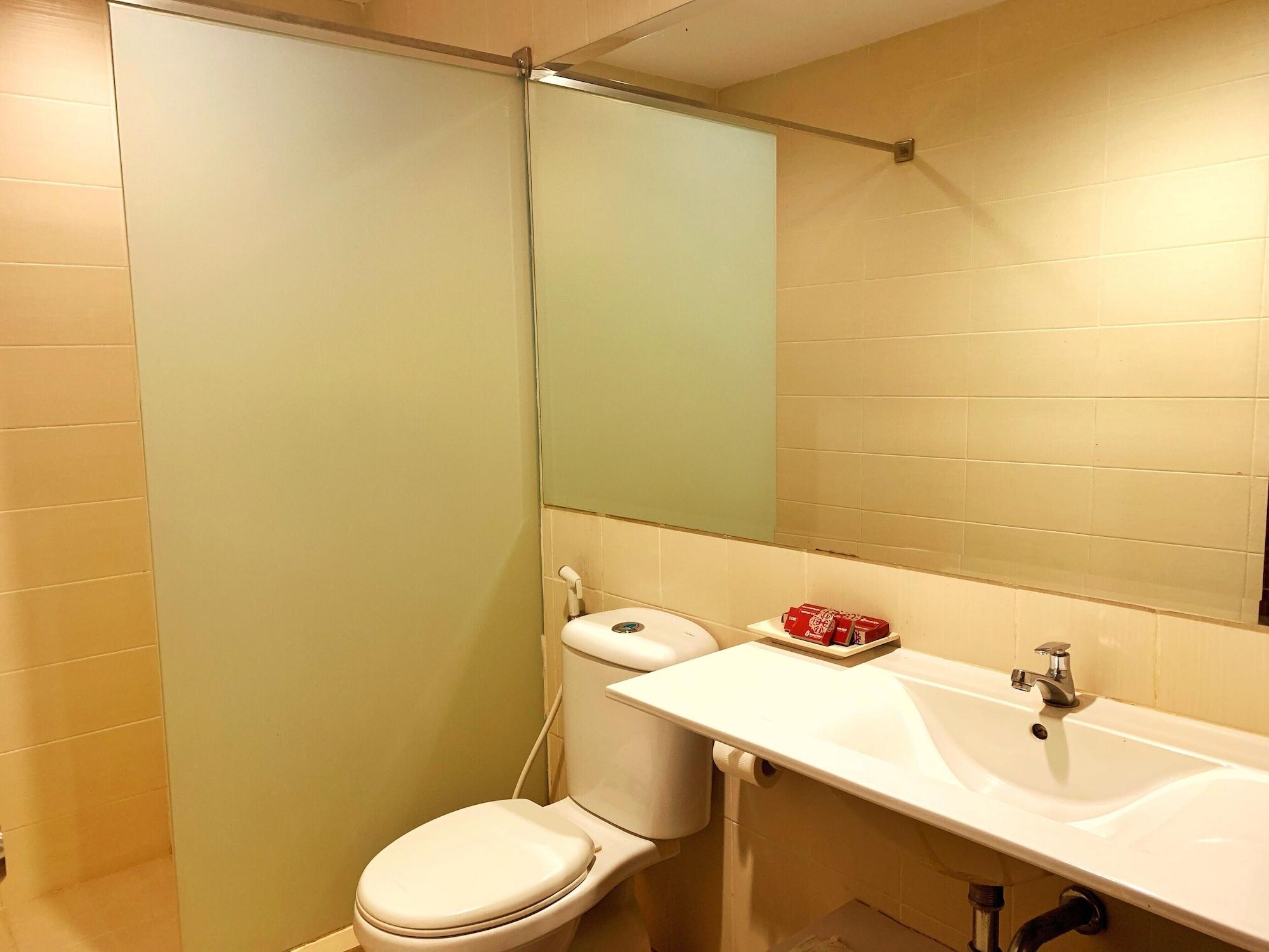 Ameera Hotel Pekanbaru Buitenkant foto